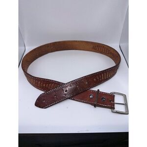 Brown Leather Belt With Beautiful Weaving Detail  Size Small